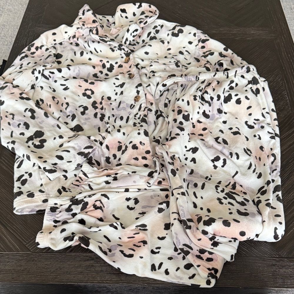 Leopard Velour Pajama Set Women Small 2 Piece Matching Lounge Set Cozy Sleepwear - Picture 7 of 7